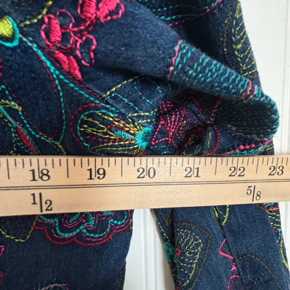 Boho Floral Embroidered Denim Jacket M Hippie Festival Maximalist Artsy Colorful